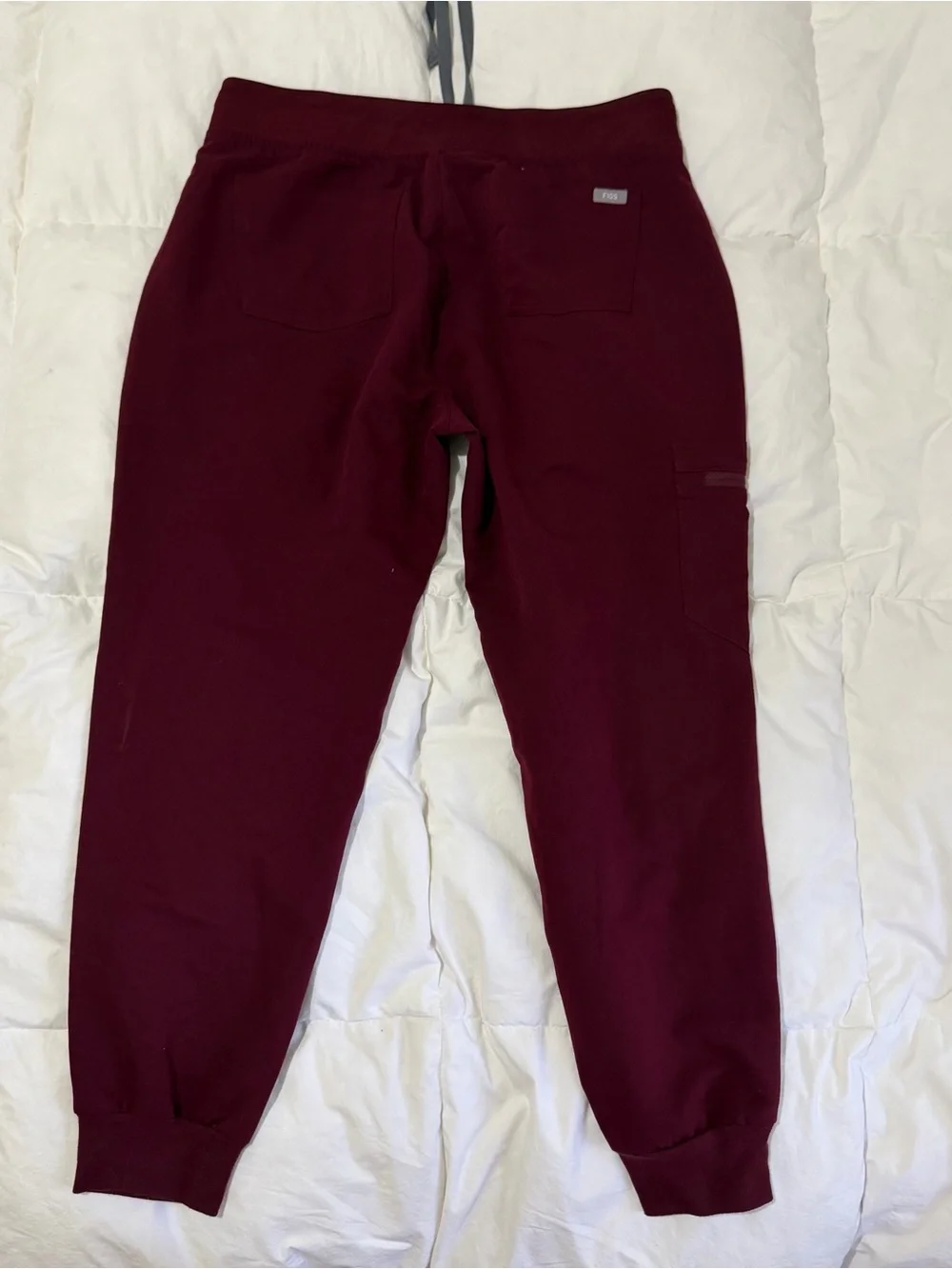 Figs Men's Maroon Jogger Sweatpants